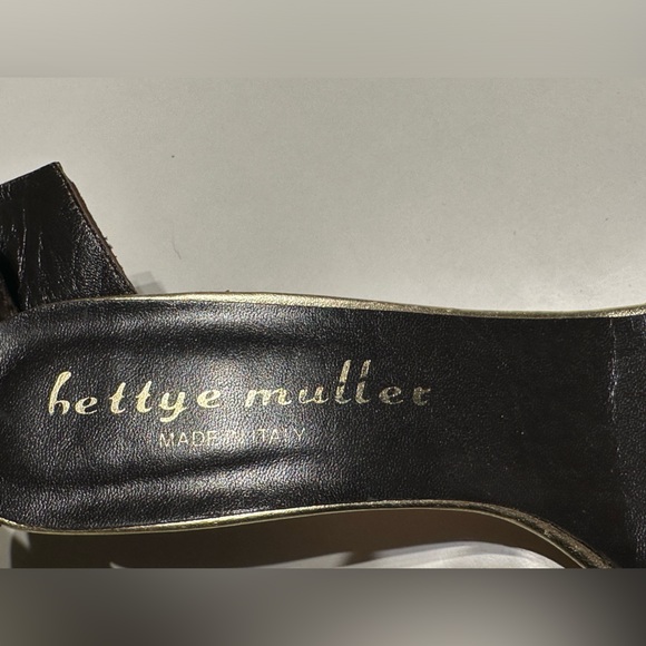 Bettye Muller Open Toe Sandals Size 37, Snake Pattern, Brown and Gold Buckle - Picture 10 of 12